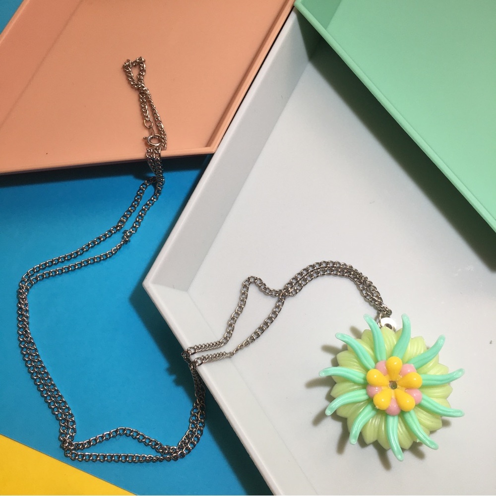 💐 Handcrafted One Of One Necklace